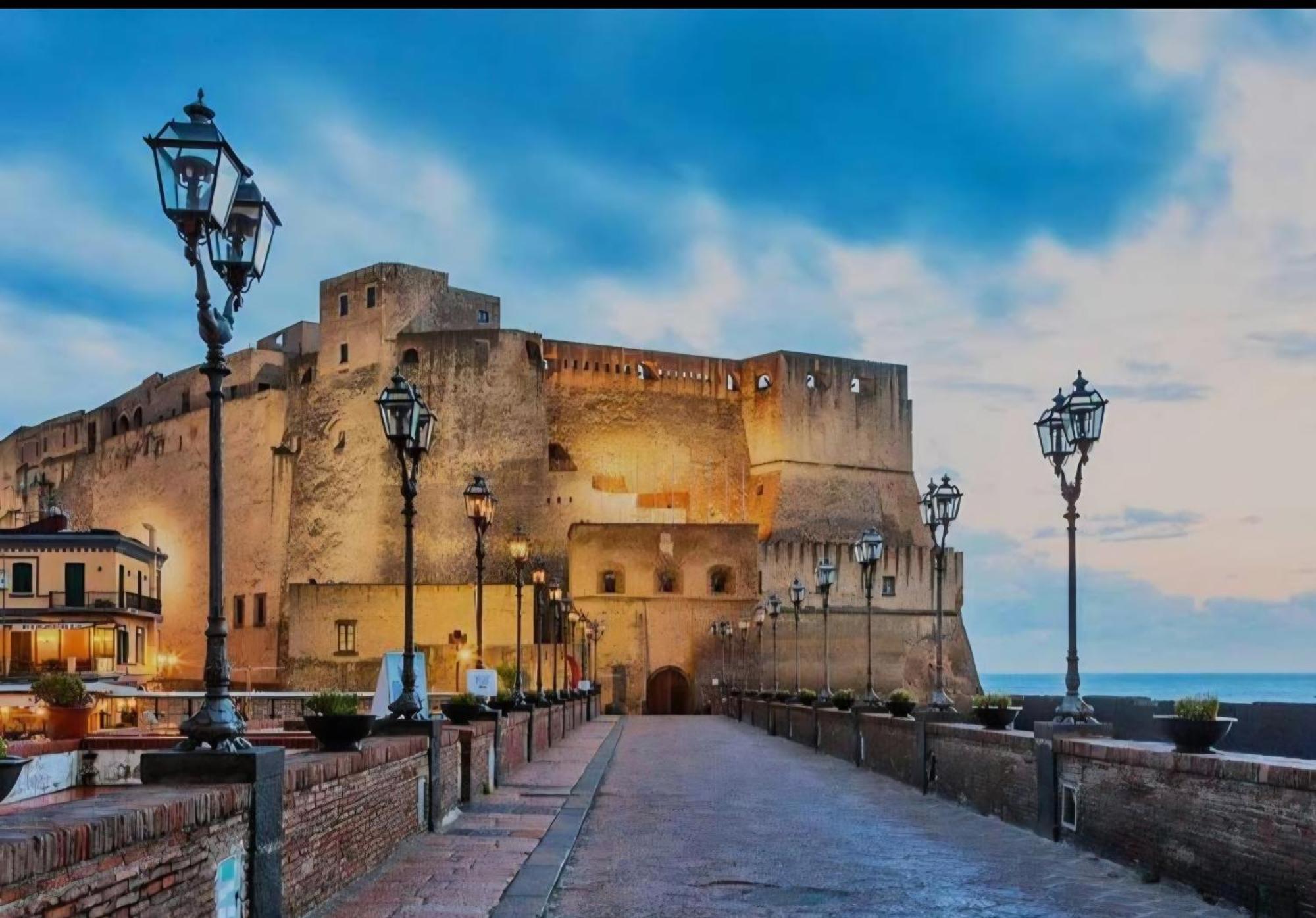 Апартаменты Napoli Sottosopra Chiaia Экстерьер фото